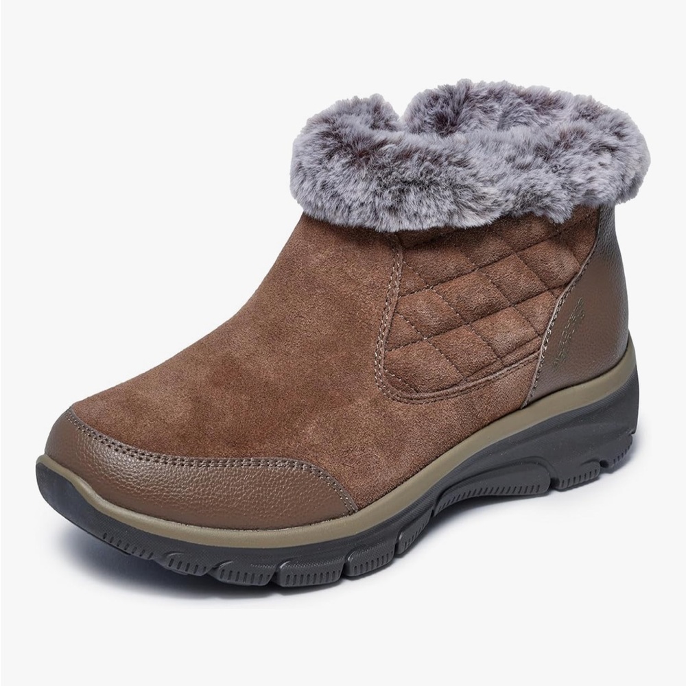 Skechers Brown Quilted Fur-Lined Boots size 6.5
